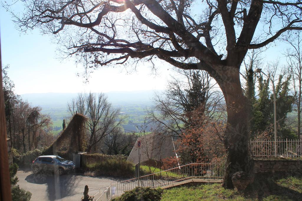 Sogni D'Assisi Acomodação com café da manhã Exterior foto